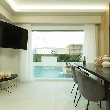 Bequest Gold Luxury Apartament *