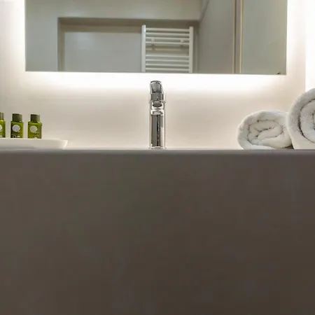 Bequest Gold Luxury Apartamento *