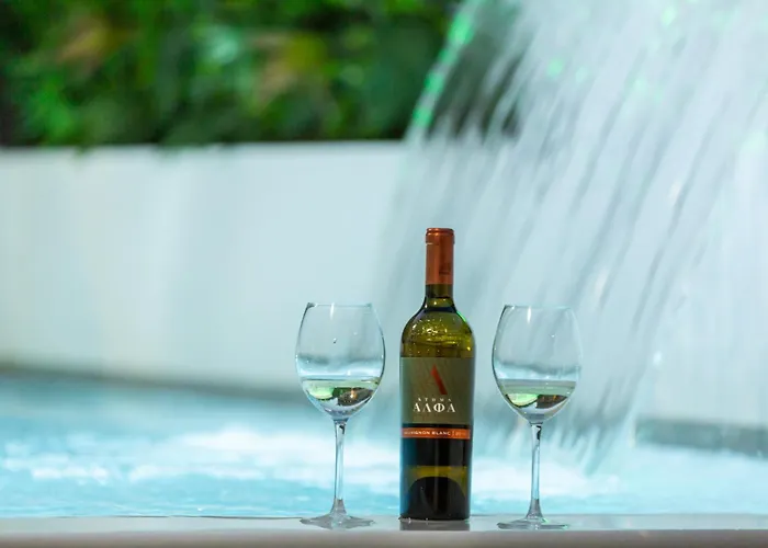 Bequest Gold Luxury Corinth