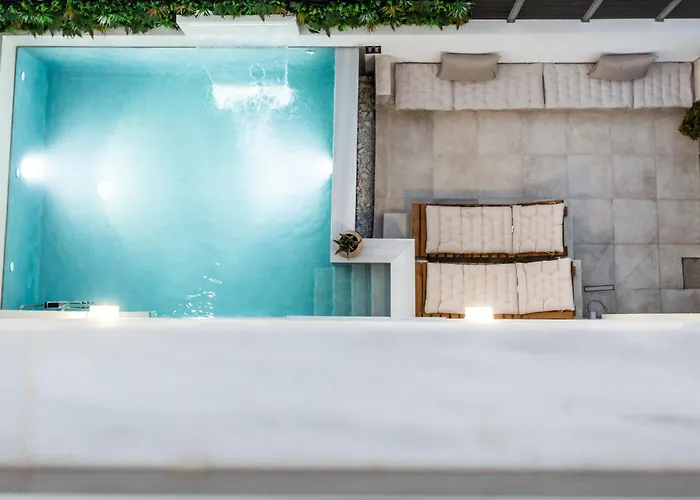 Bequest Gold Luxury Corinth